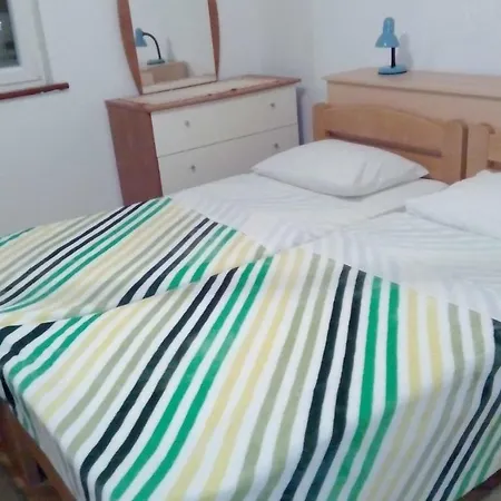 Zrilic アパート ザダル