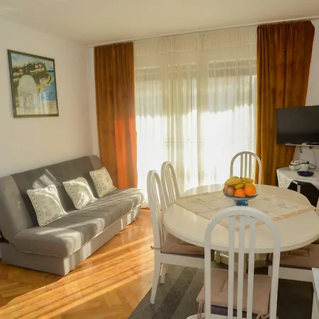 Zrilic Apartment *